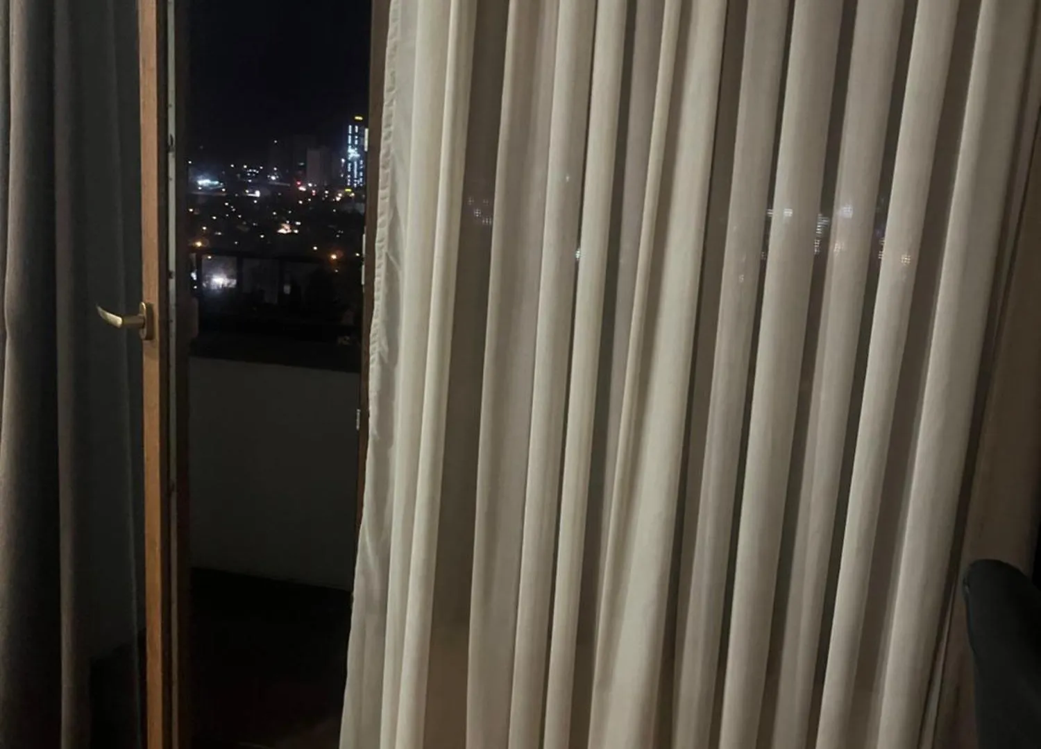 Ξενοδοχείο με διαμερίσματα Apart Hotel Four Rooms Τυφλίδα